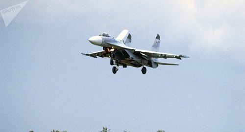 Tin thế giới - Nga điều chiến đấu cơ Su-27 đánh chặn máy bay trinh sát Mỹ