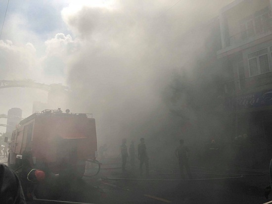Tin tức - Cận cảnh công tác cứu hộ vụ hỏa hoạn tại quán bar ở trung tâm Đà Nẵng