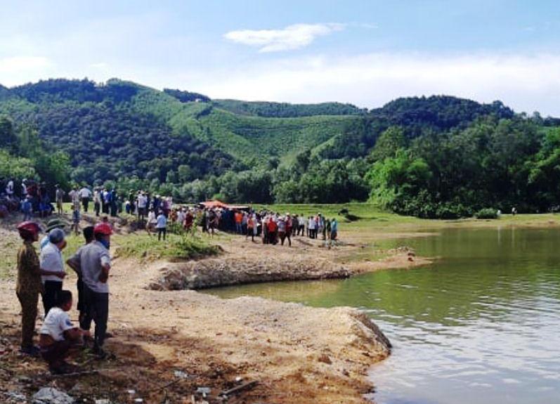 Xã hội - Yên Thành - Nghệ An: 5 học sinh đi liên hoan bị đuối nước tử vong thương tâm