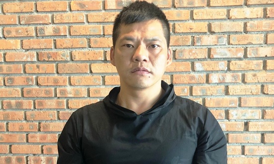 Pháp luật - Tạm giữ người đàn ông Trung Quốc trốn truy nã khi đang nhập cảnh vào Đà Nẵng
