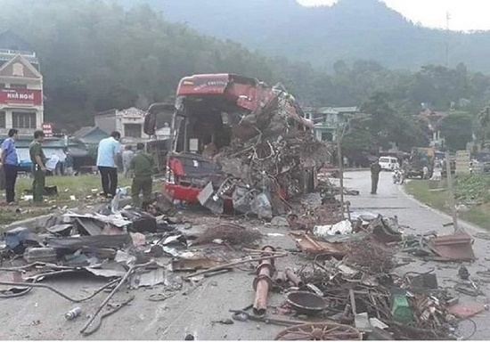 Tin trong nước - Thông tin bất ngờ về chiếc xe tải chở sắt vụn trong vụ tai nạn kinh hoàng tại Hòa Bình