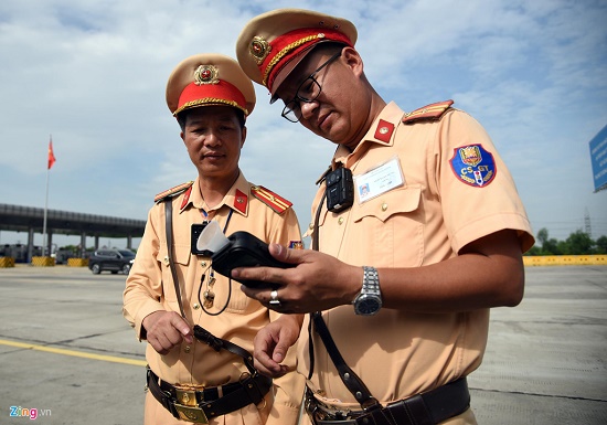 Tin trong nước - CSGT sử dụng camera đeo trước ngực, tổng kiểm tra các loại phương tiện trên toàn quốc