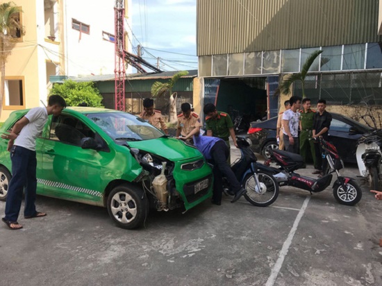 Tin trong nước - Hà Tĩnh: Bắt giữ tài xế gây tai nạn liên hoàn rồi bỏ trốn