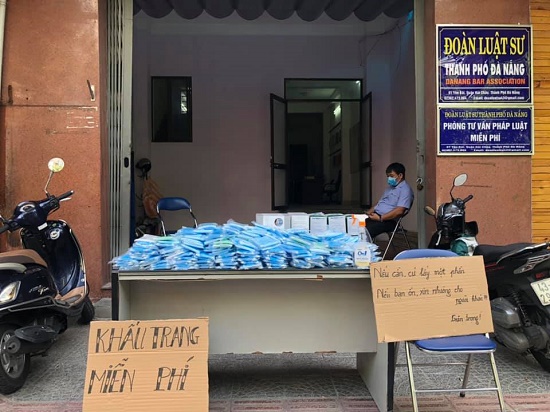 Việc tốt quanh ta - Liên đoàn Luật sư Việt Nam kêu gọi hưởng ứng ủng hộ phòng chống dịch Covid-19 tại tâm điểm TP. Đà Nẵng và tỉnh Quảng Nam