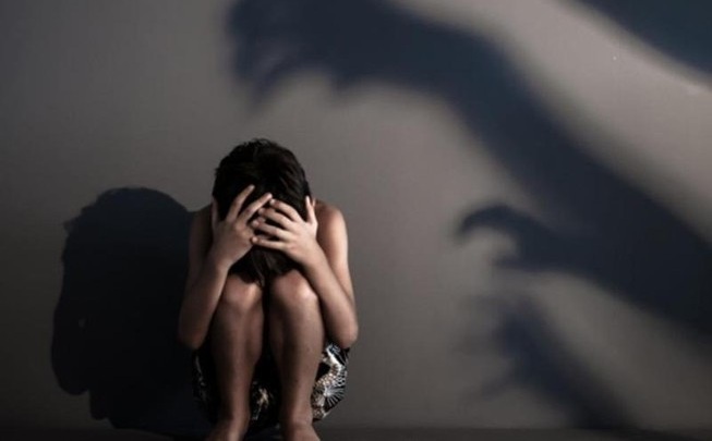 Tin trong nước - Đắk Lắk: Thường xuyên bị đánh đập, thiếu nữ 16 tuổi kiện 'chồng' tội hiếp dâm
