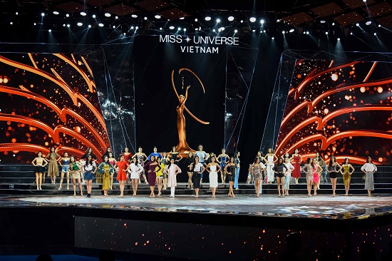 Tin tức giải trí - Hé lộ ảnh hậu trường siêu lung linh của Top 45 Hoa hậu Hoàn vũ Việt Nam 2019 trước thềm chung kết (Hình 11).