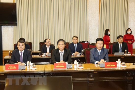 Tin trong nước - Tổng Bí thư, Chủ tịch nước Nguyễn Phú Trọng trao quyết định phân công Ủy viên Bộ Chính trị (Hình 5).