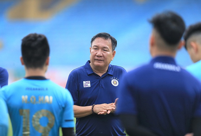 Bóng đá - HLV Hoàng Văn Phúc thay thế ông Chu Đình Nghiêm ngồi ghế 'thuyền trưởng' CLB Hà Nội