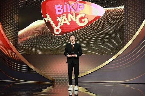 Tin tức giải trí - Lấn sân sang làm MC gameshow, S.T Sơn Thách đem cả 'vựa muối' đến cho khán giả