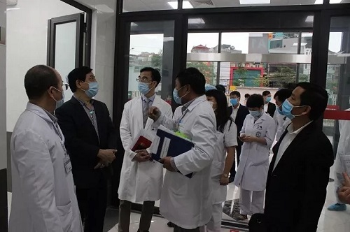 Tin trong nước - Bệnh viện Bạch Mai thận trọng từng bước khôi phục công tác khám, chữa bệnh