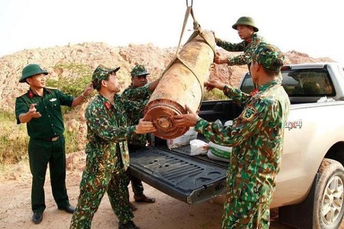 Tin trong nước - Quảng Ninh: Phát hiện bom nặng 450kg trong lúc san lấp mặt bằng