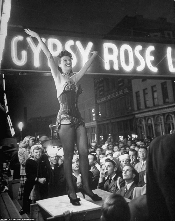 Tin tức giải trí - Loạt ảnh hiếm về vũ nữ thoát y nổi tiếng nhất thế giới Gypsy Rose Lee