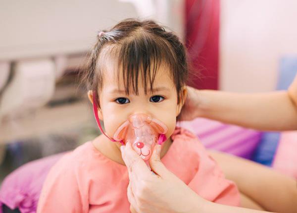 Y tế - Những lưu ý về điều trị viêm phổi cộng đồng ở trẻ em
