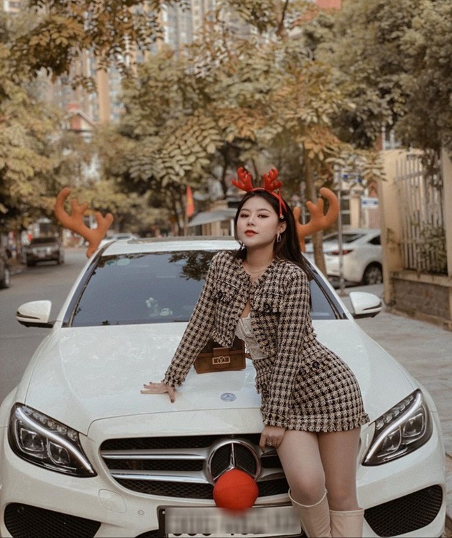Cộng đồng mạng - Hotgirl Việt đình đám khoe ảnh Giáng sinh đẹp lung linh, visual nào cũng 'lấp la lấp lánh' (Hình 6).