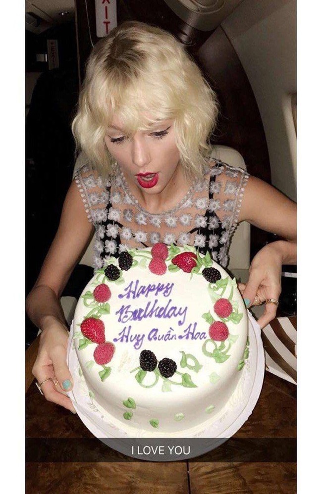 Cộng đồng mạng - 'Thánh photoshop' phù phép 'mời' Taylor Swift cùng hàng loạt siêu sao Hollywood đến dự sinh nhật (Hình 2).