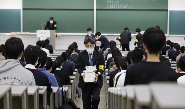 Chuyện học đường - Nhật Bản: Thí sinh bị loại khỏi kỳ thi đại học vì mắc lỗi nghiêm trọng giữa đại dịch COVID-19