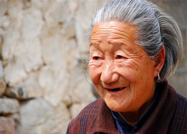 Sức khoẻ - Làm đẹp - Bí quyết sống khỏe của cụ bà 118 tuổi hóa ra nằm ở loại nước 'trường thọ' đặc biệt này