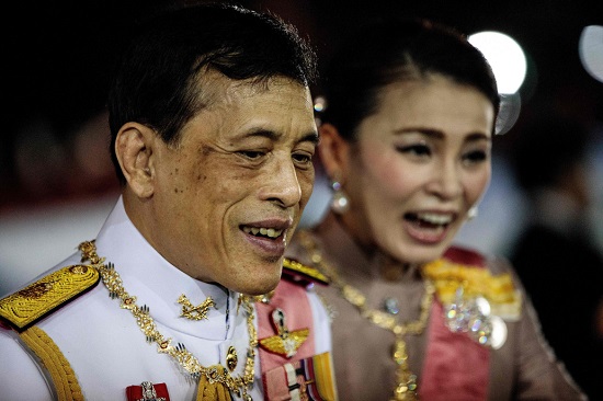 Tin thế giới - Vua Thái Lan 'bí mật' nhập viện sau khi vệ sĩ riêng nhiễm COVID-19 