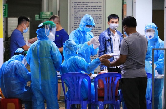 Tin trong nước - TP.HCM: Phát hiện thêm 2 ca nghi nhiễm COVID-19, là nhân viên sân bay Tân Sơn Nhất