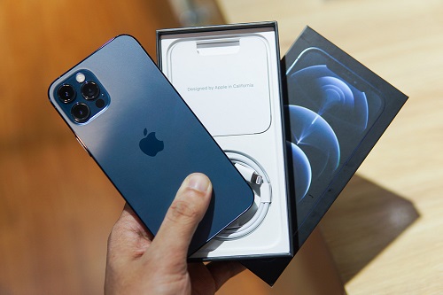 Sản phẩm số - iPhone 12 liên tục giảm giá mạnh chỉ sau vài ngày về Việt Nam