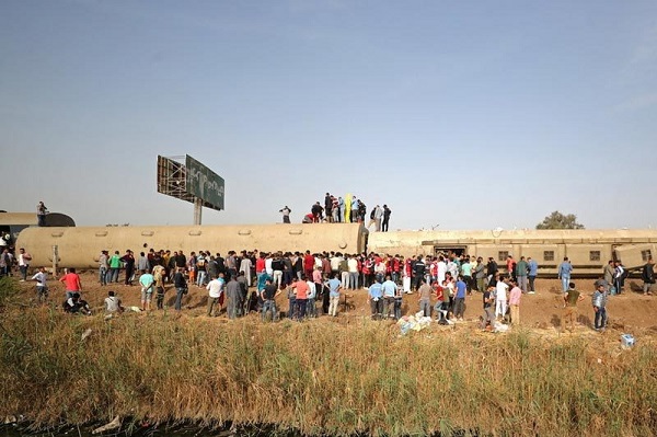 Tin thế giới - Ai Cập: Tàu trật bánh khiến hơn 100 người thương vong