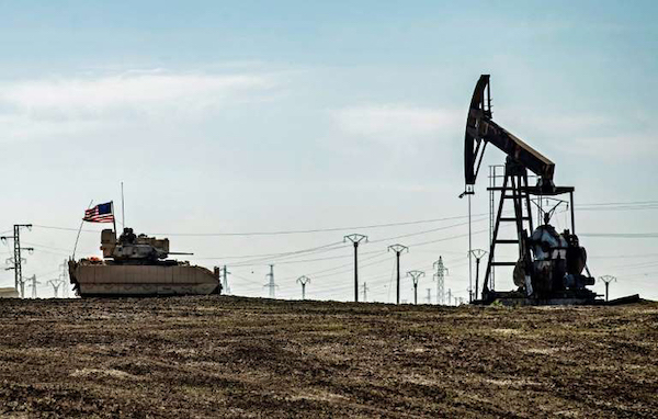 Tin thế giới - Tình hình chiến sự Syria ngày 10/2: Binh sĩ Mỹ không còn bảo vệ giếng dầu tại Syria