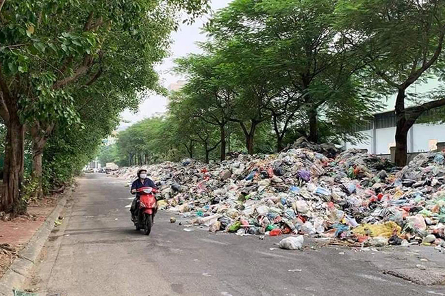 Tin trong nước - Sau đề xuất biến sông Tô Lịch thành công viên, JVE tiếp tục xin xử lý mùi bãi rác Nam Sơn 