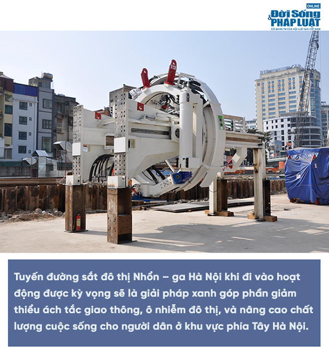 Tin trong nước - Cận cảnh máy đào hầm 'khủng' tại dự án đường sắt Nhổn - ga Hà Nội đang được lắp đặt (Hình 10).
