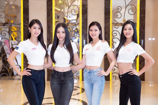 Tin tức giải trí - Dàn thí sinh Hoa hậu Việt Nam 2020 đồng loạt khoe chân dài, vén áo đọ eo thon trước thềm chung kết (Hình 3).
