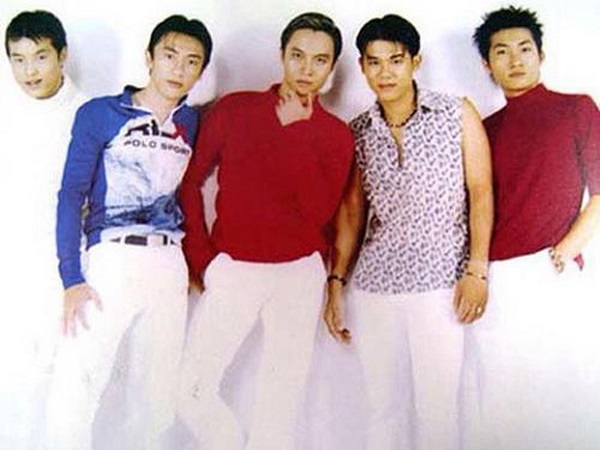 Chuyện làng sao - Sự nghiệp âm nhạc gắn liền với thế hệ 8x của cố ca sĩ Vân Quang Long