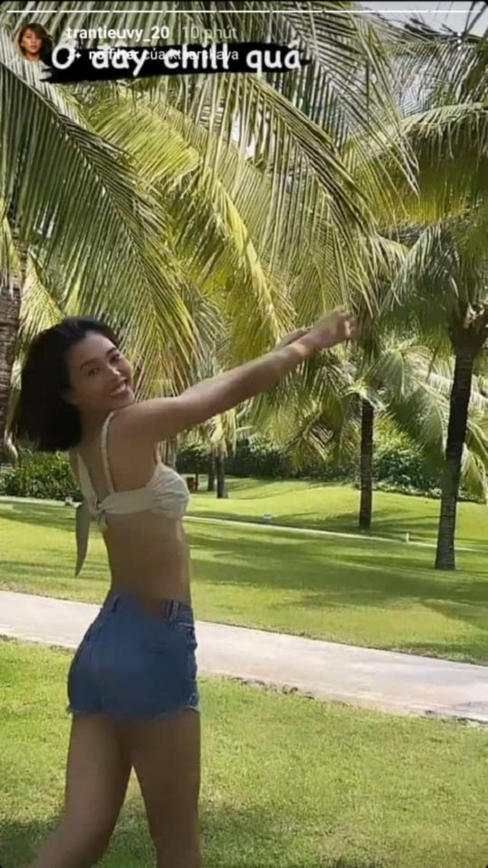 Tin tức giải trí - Hoa hậu Tiểu Vy phô diễn body nóng bỏng, khoe nụ cười rạng rỡ tại khu nghỉ dưỡng (Hình 3).