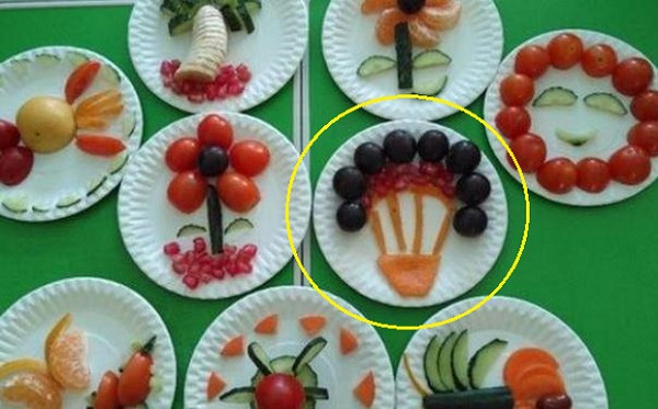 Cộng đồng mạng - Cô giáo dạy học sinh cắt gọt, trang trí hoa quả nhưng phụ huynh lại đồng loạt đòi báo cảnh sát sau khi nhìn thấy hình ảnh này (Hình 2).
