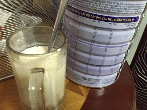Sau Đà Nẵng, sữa Pedia Sure không tan xuất hiện tại Hà Nội - Ảnh 2