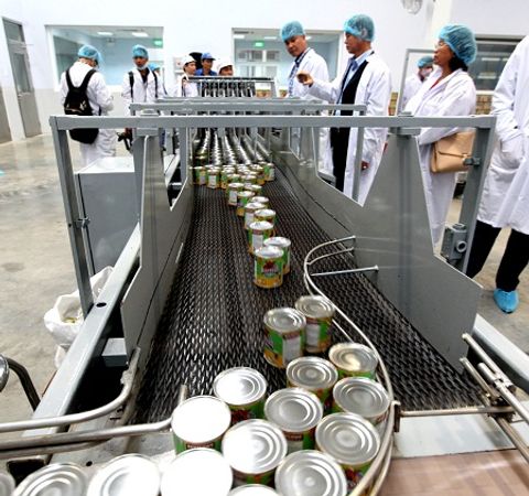 Vinamilk khánh thành nhà máy sữa đầu tiên tại Campuchia - Ảnh 3