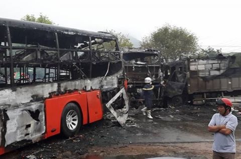Tai nạn kinh hoàng ở Bình Thuận: Đã xác định đủ danh tính 12 nạn nhân - Ảnh 1