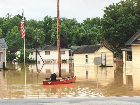 Lũ lụt lịch sử tấn công Virginia, Mỹ - Ảnh 12