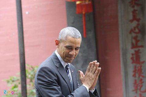 Tổng thống Obama đến thăm chùa Ngọc Hoàng - Ảnh 4