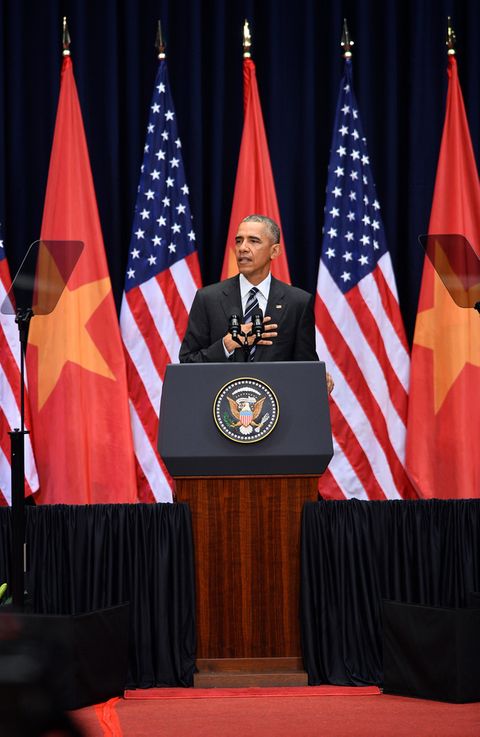 Tổng thống Obama bắt đầu bài phát biểu bằng bài thơ "Nam quốc sơn hà" - Ảnh 1