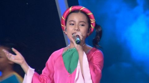 Vietnam Idol Kids: Hồ Văn Cường hát hụt hơi nhưng vẫn gây xúc động - Ảnh 6