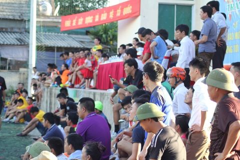 Cup Việt Nam Xanh: Đưa bóng đá phủi chuyên nghiệp về phố núi - Ảnh 4
