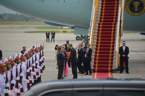 Trực tiếp: Tổng thống Obama đến thăm chùa Ngọc Hoàng - Ảnh 15