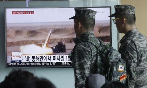 Hàn Quốc: Tên lửa Triều Tiên có thể đã nổ ngay trên bệ phóng - Ảnh 1