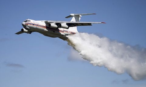 Máy bay cứu hộ Il-76 chở 11 người của Nga mất tích - Ảnh 1