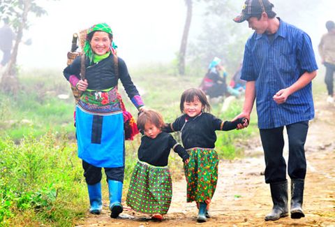 Ngày Gia đình Việt Nam: Những bức ảnh gia đình khiến ai cũng muốn về nhà - Ảnh 4