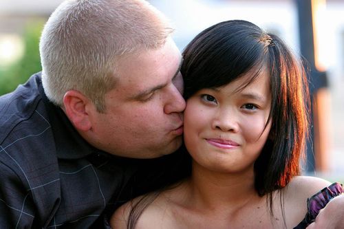 18 tuổi kết hôn vì gán ghép nhưng cô gái Việt đã gặp đúng chồng Mỹ "hàng hiếm" hoàn hảo - Ảnh 2