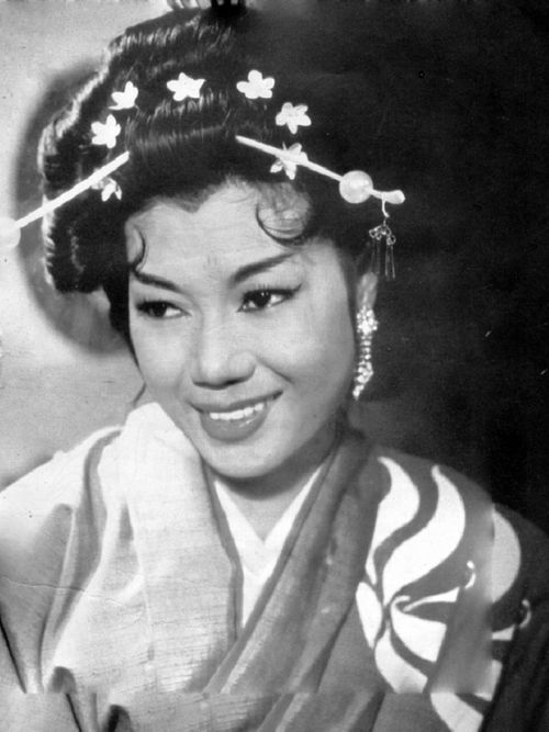 Cuộc đời kỳ nữ Kim Cương: Tài năng, nhan sắc, danh vọng và 5 lần lỡ dở tình duyên - Ảnh 4