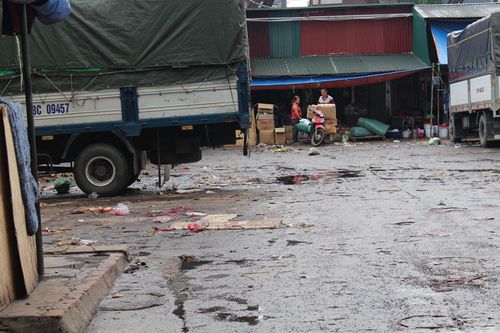 Hình ảnh hai chợ đầu mối ô nhiễm hàng đầu ở Hà Nội sắp phải di dời - Ảnh 4