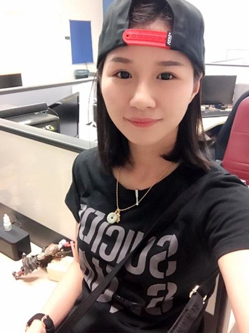 Nữ cảnh sát trẻ Malaysia xinh đẹp đốn tim cộng đồng mạng - Ảnh 4