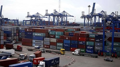 Bắt giữ thêm hơn 100 container hàng lậu được xác định sẽ "mất tích" - Ảnh 1