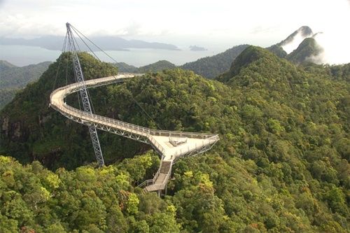15 cây cầu điên rồ và đáng sợ nhất thế giới – Phần 1 - Ảnh 7